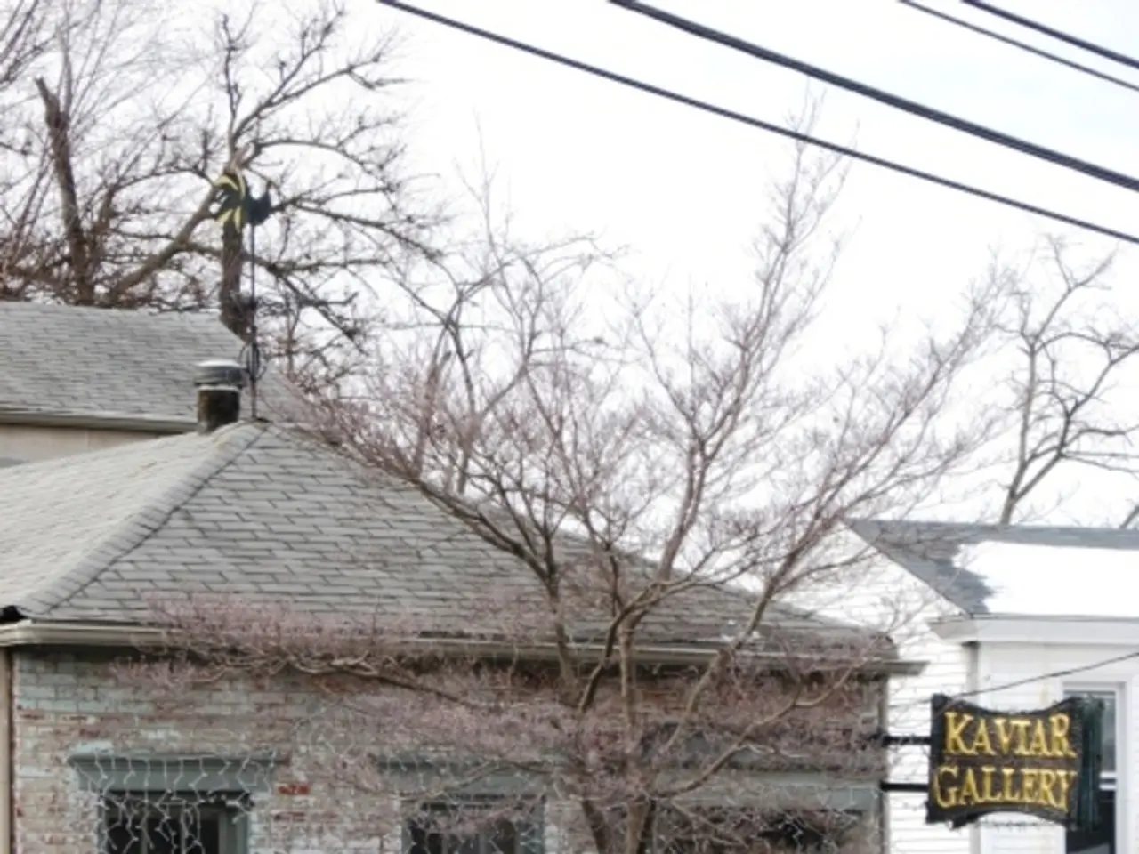 Methods for Energy Efficiency in Residential Buildings in Tropical Regions by 2025