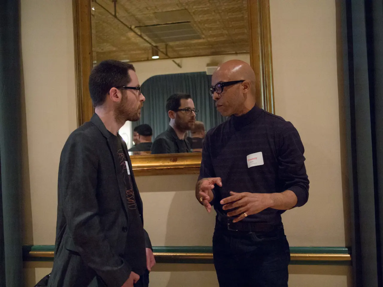 Smith discusses with Noah his incident at the Oscars where he slapped Chris Rock.