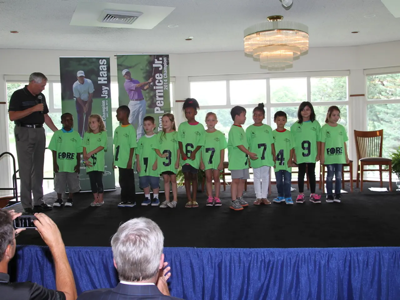 Enjoyable Weekend Entertainment: Top Reality TV Programs Guaranteed to Delight the Whole Family