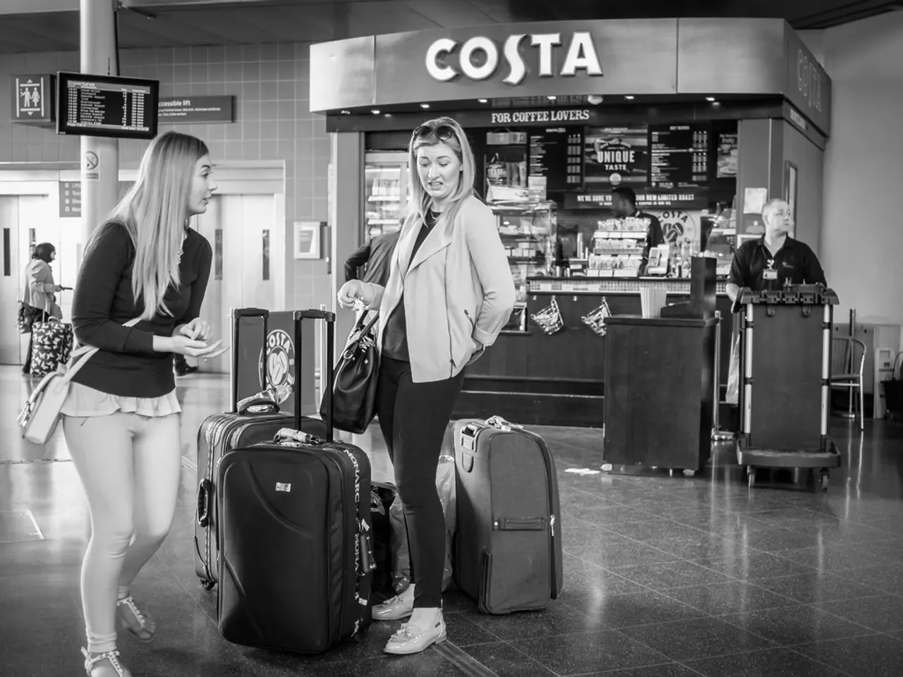 Checking luggage at Frankfurt Airport