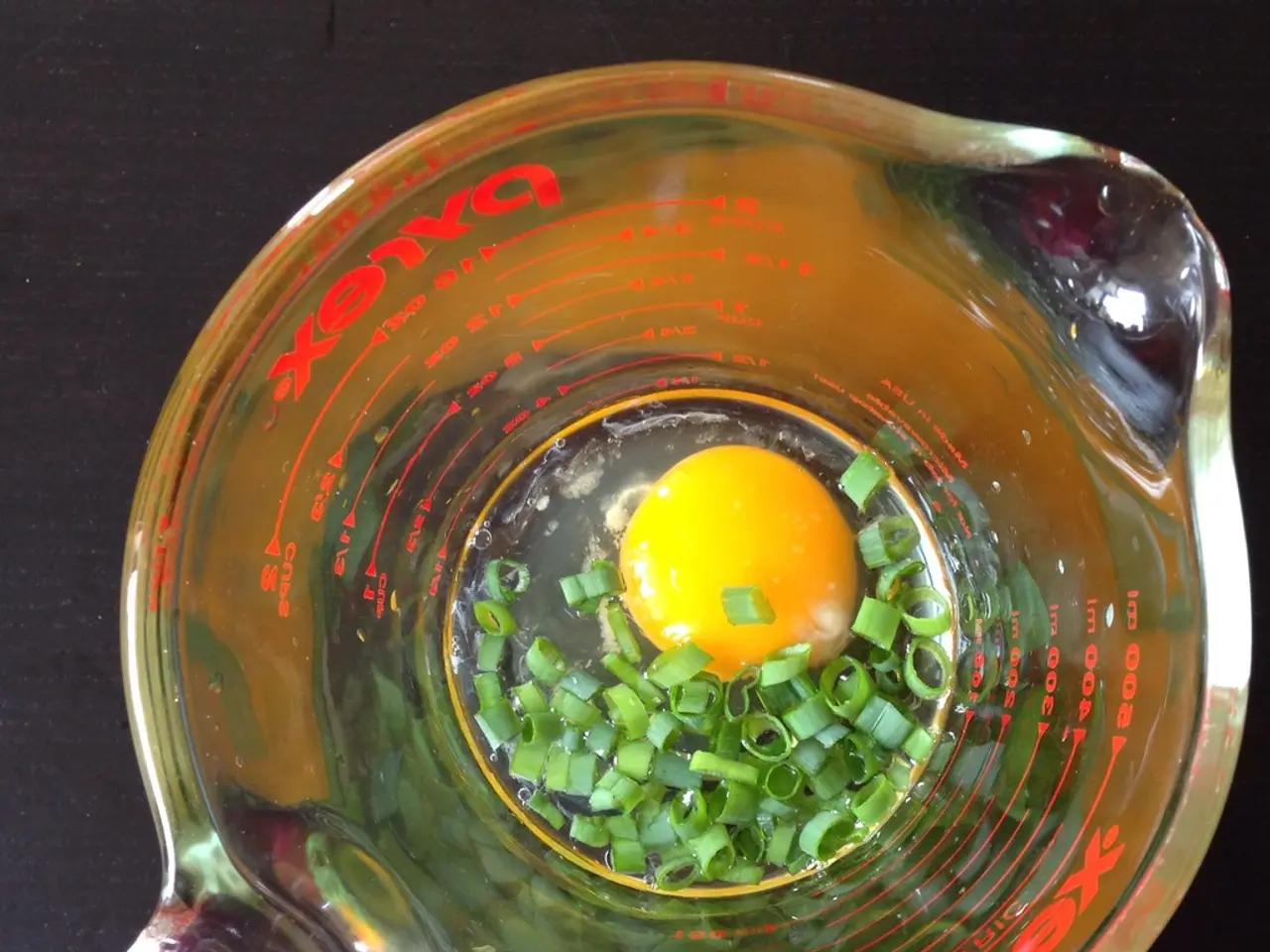 Quick and Easy Air Fryer Cheese-Laden Toasted Bread that Tantalizes Taste Buds in Under 10 Minutes