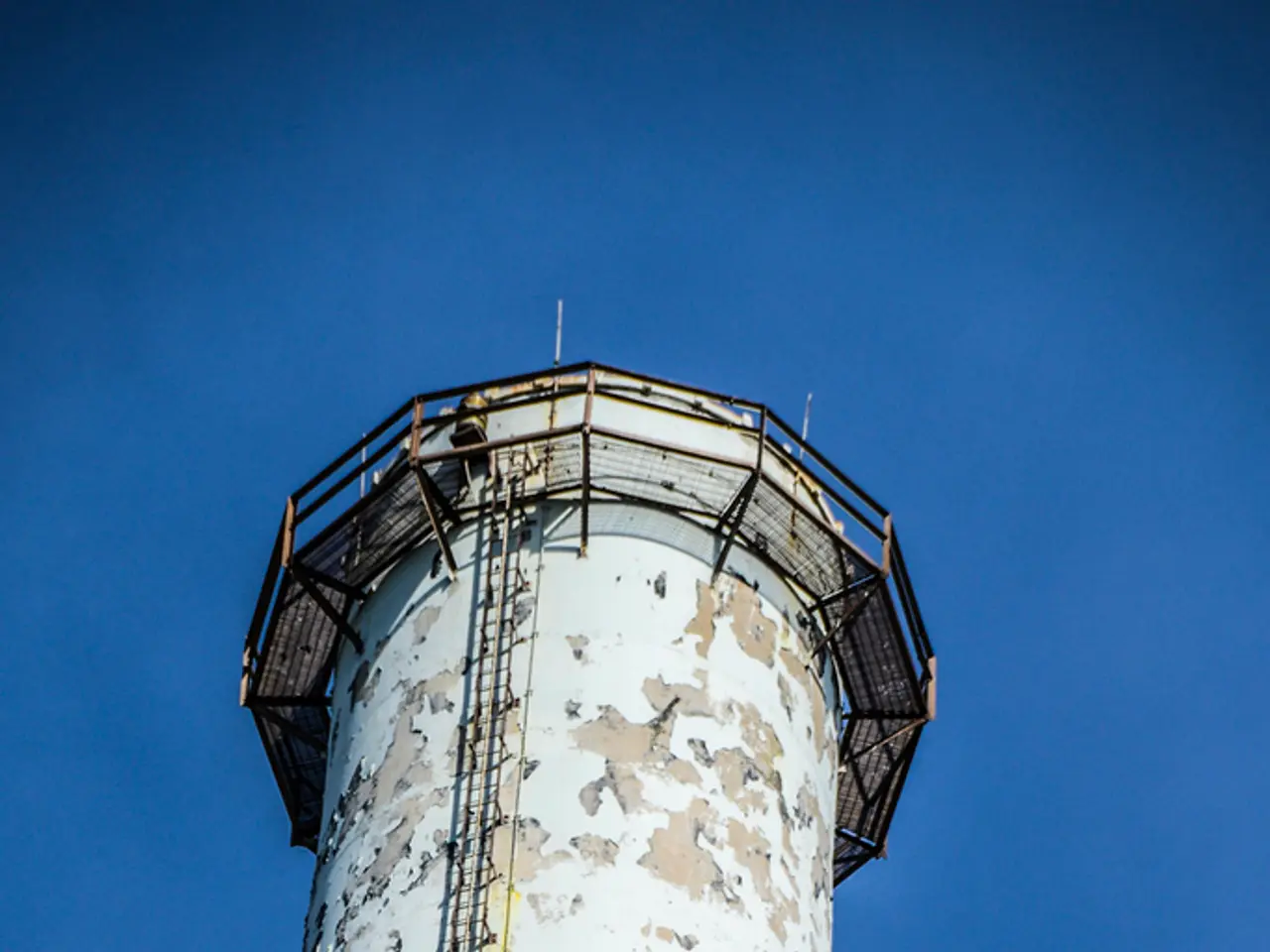 Ensuring Nuclear Safety: Steps Taken by the Commission to Execute the Community's Policy