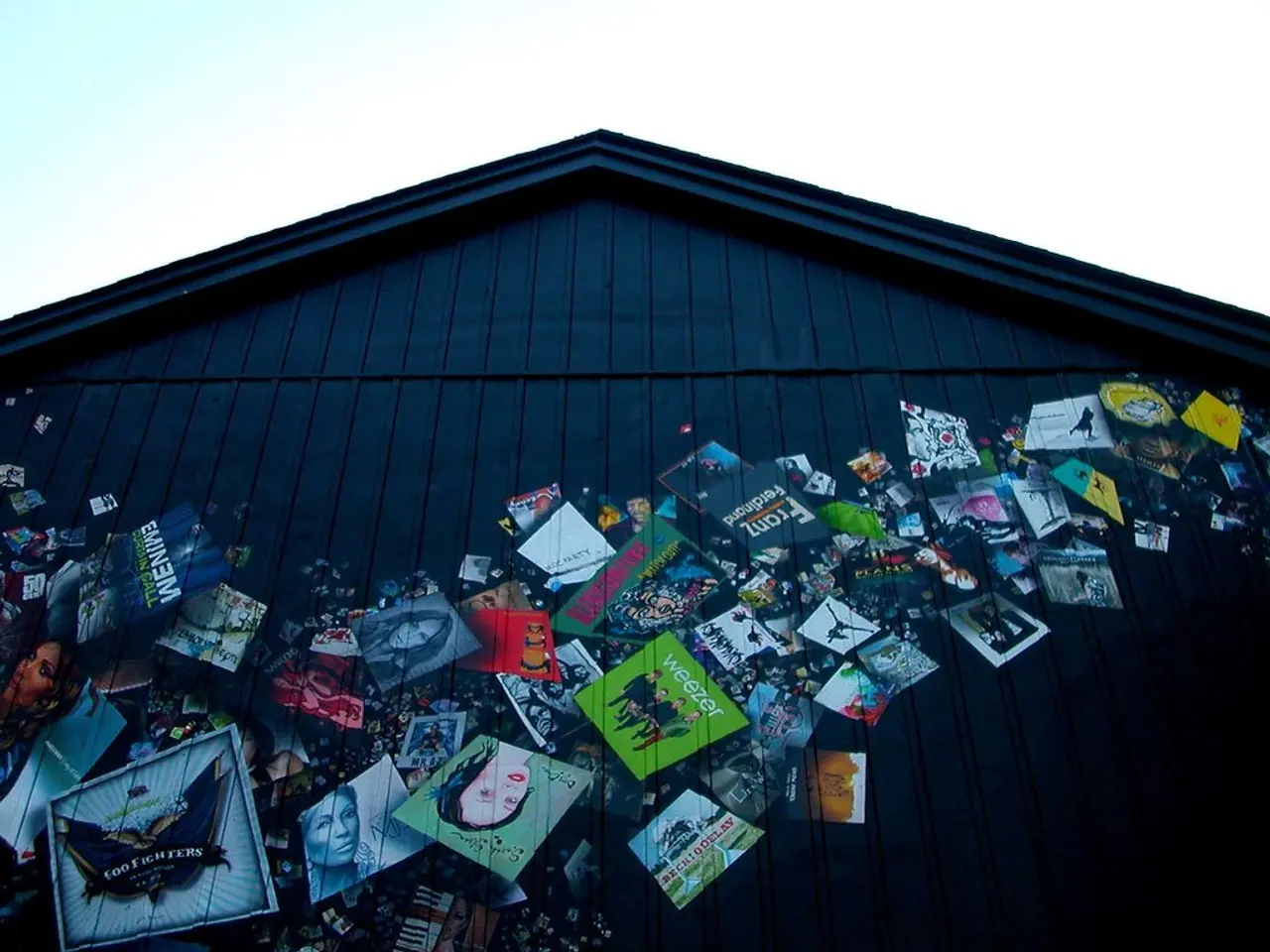 Approval rates for mortgages decrease due to the impact of rising interest rates on buyer demand