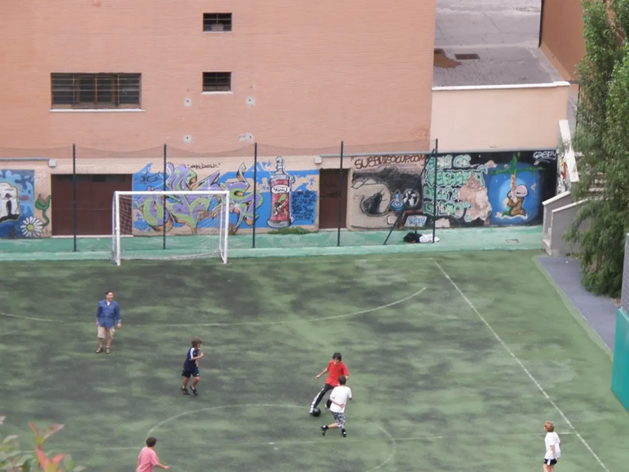 Should one trust a teddy bear with their child's supervision?