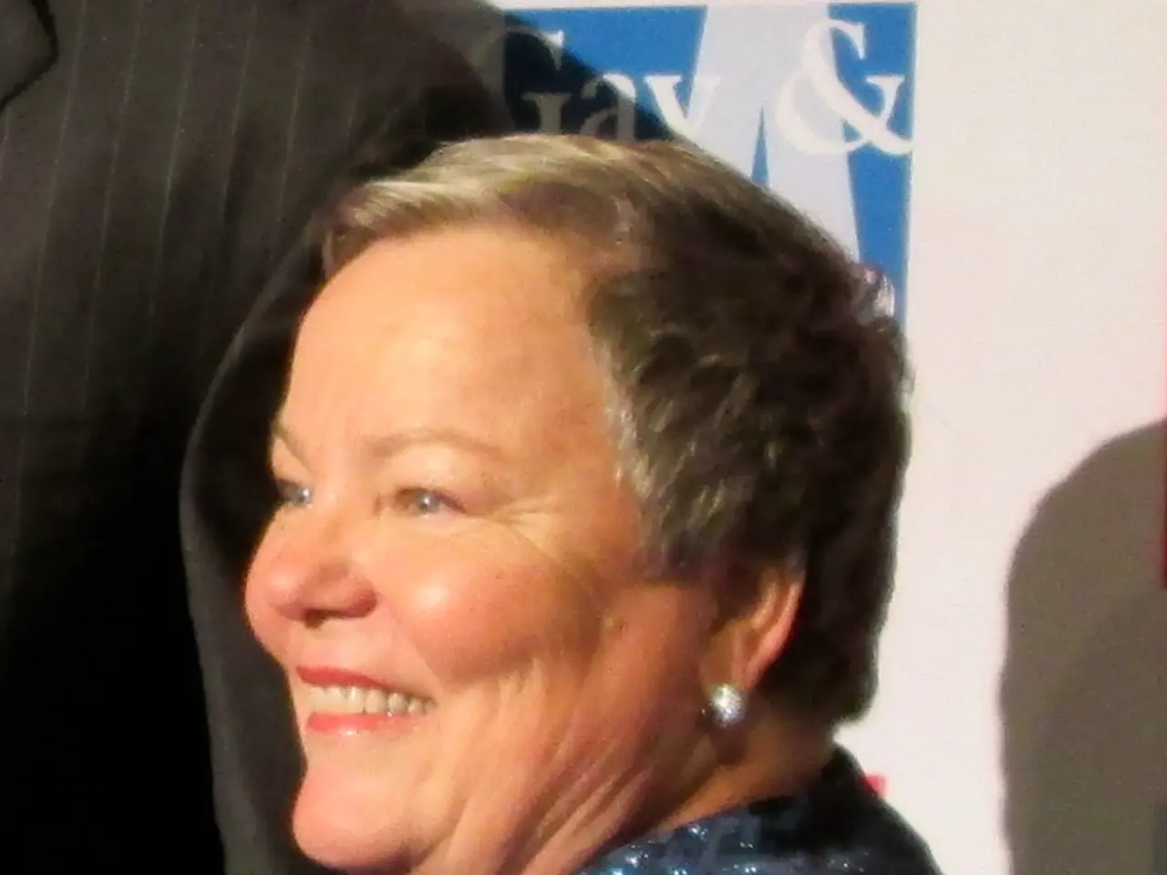 The Perplexing Dilemma: Can Earwax Naturally Clear Blockages?