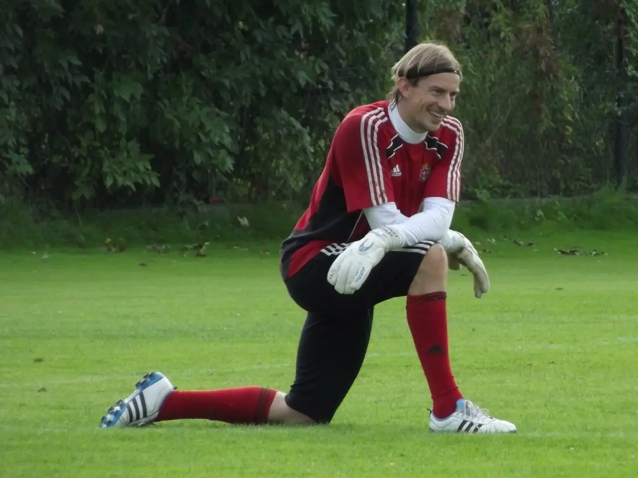 Unraveling the Mysteries of Persistent Knee Ache: The Reasons Why Common Remedies Fail