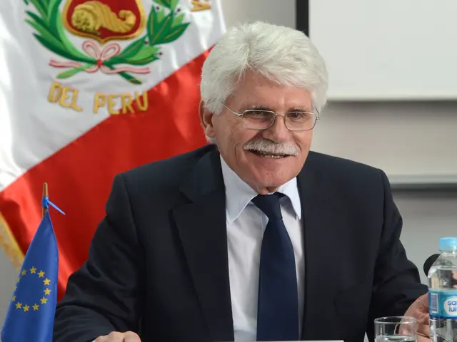 Peruvian gambling regulator's leadership transitions, with E. Sevilla stepping down as director.