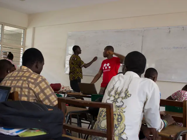 Boosting Educational Success via Curriculum Assessment and Modification