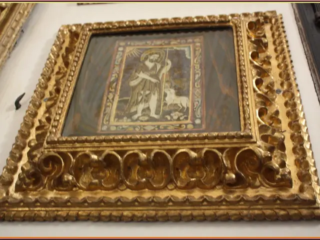 Golddecorations continue in the Oval Office, with Trump now likened to Liberace due to the addition...