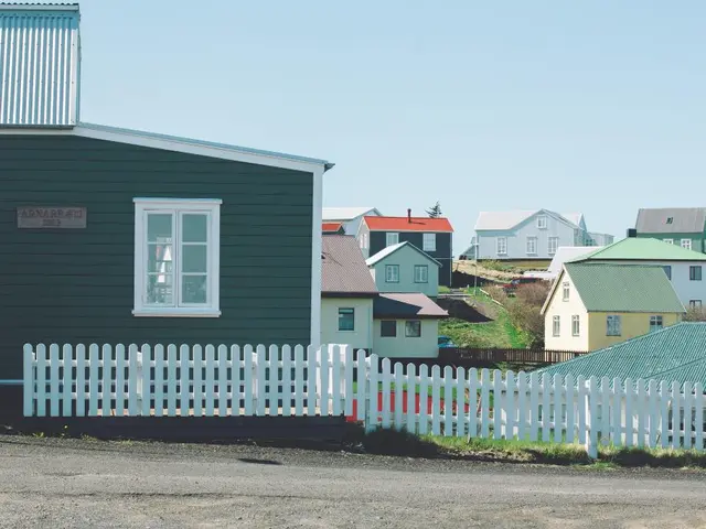 Considering a Quick Sale for Your Property? The Advantages of a Cash Offer Might Win You Over