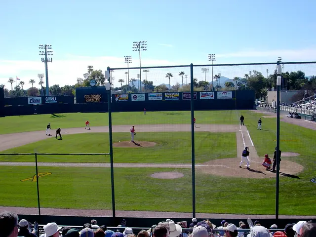 Guide to Dominating Data Fabric and Data Mesh Techniques