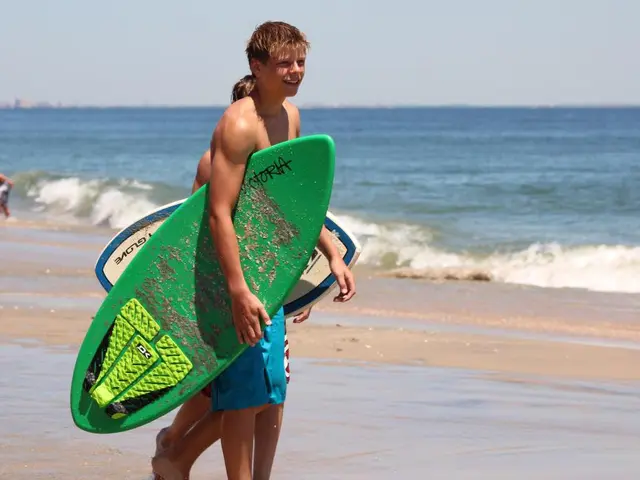 Hawaiian Teenage Royals Revolutionize Mainland Surfing Culture