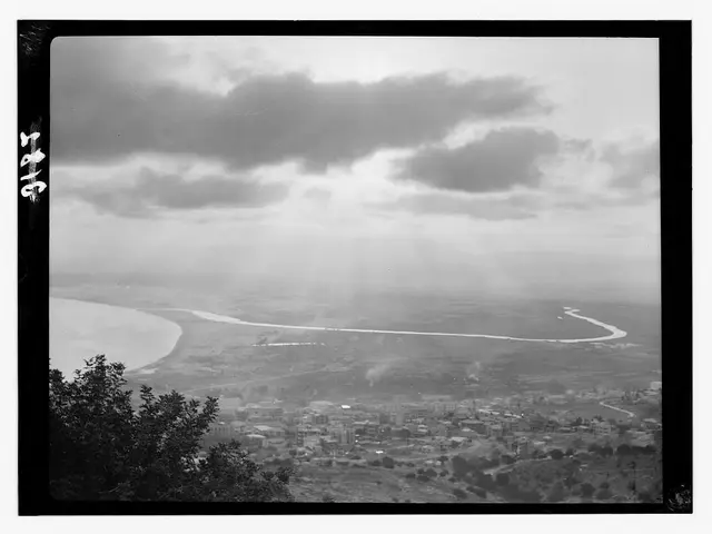 "Shahid Kapoor Completes Film with Vishal Bhardwaj: Project Now Known as 'I Am...' "