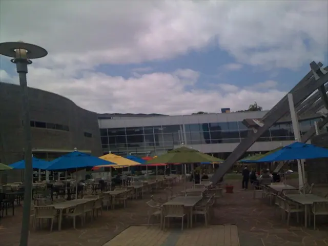 Researchers develop a formula to optimize vacation experiences.