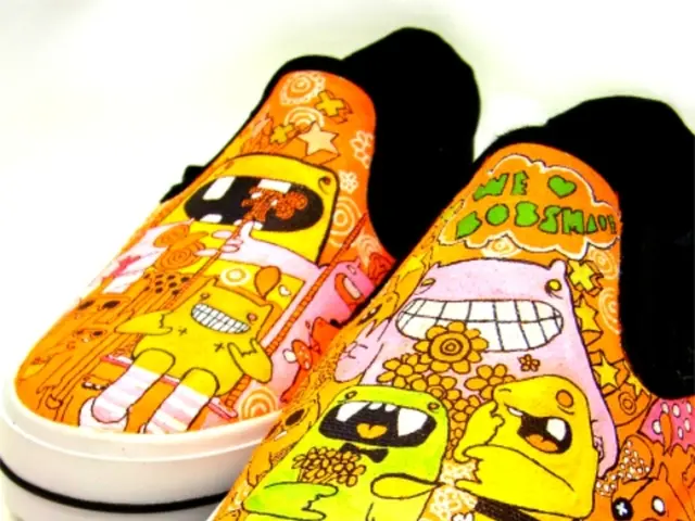 Review of Salomon Cross Hike Mid GTX Hiking Boots