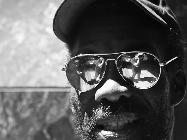 Nondestructive Eye Examination Uncovers Varieties of Kidney Ailments