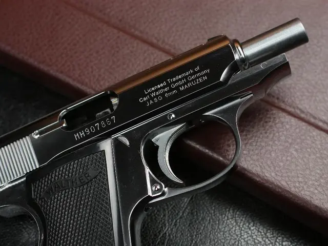 Gunfire decibel level examination: Exploring Glock 19's sound pressure and influencing factors