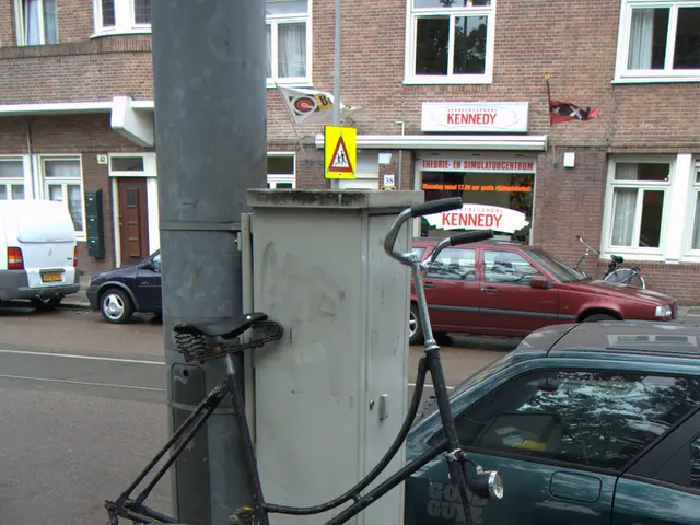 Venice Imposes Penalties for Tourist Misbehavior: Enjoyable Fines of up to ₹50,000 for Negligence