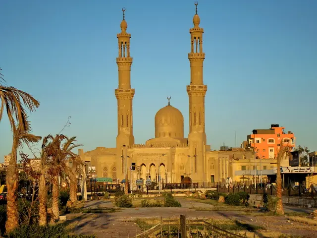 Mosque in Mosul resumes operations following its destruction by ISIS