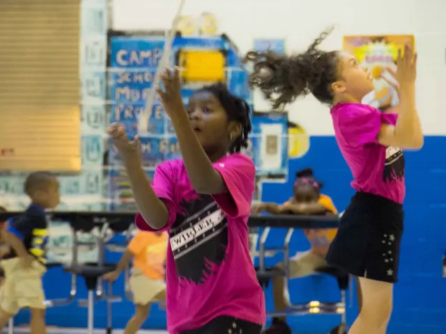 Woman restrains ex-spouse in court, expresses fear: "I was terrified"