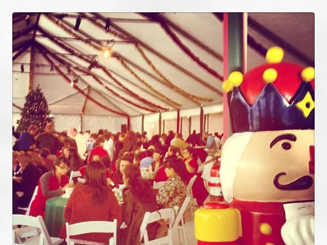 Federal Minister's Stolen Bread: Bakery Owners Clamor for Easing Packaging Regulations and...