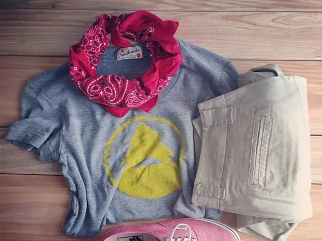 Choosing Between Stain and Varnish: Making the Right Decision