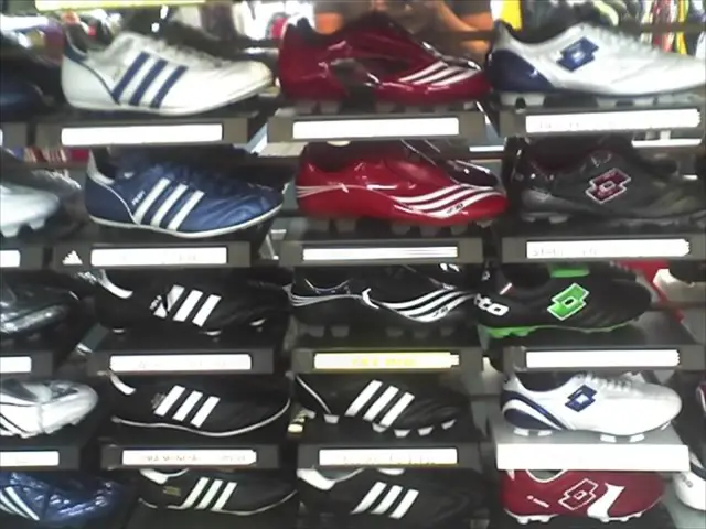 Pioneering fashion designer debuts futuristic-sounding shoes: 'Pushings boundaries with innovative...