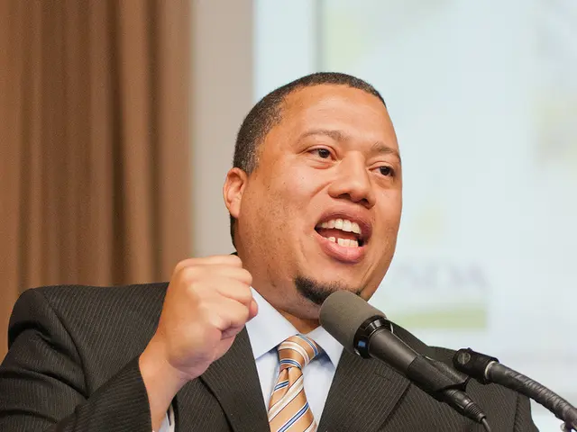 Voting Trend: FPÖ Slightly Declines - Stöckert First Time in Lead Competition