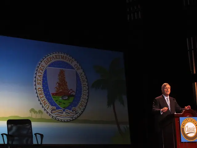 Prime Minister Markus Söder to eat Doner at Zirndorf's Doneressen - Affordable Doner deal with...