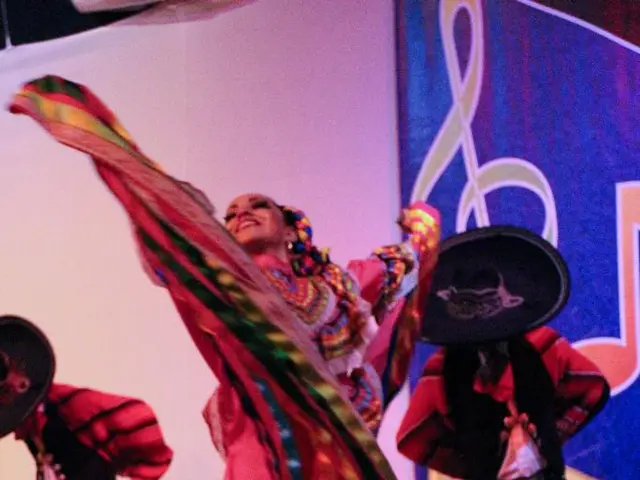 Actor Theo James smartly dresses in black while attending the RH Paris launch, sparking speculation...