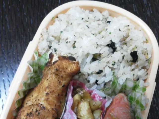 Enjoy a continuous supply of fresh, locally grown tomatoes throughout the year.