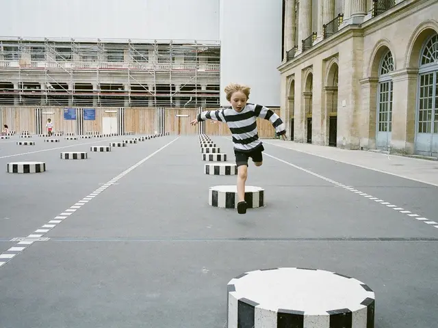 Entertainment for kids at Kulturhalle: Enjoyable theatre performances with Rabe Socke and Rosa...