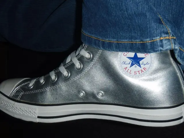 Casual Attire: Leather Jacket along with Nike Sneakers for Travel-Ready Style