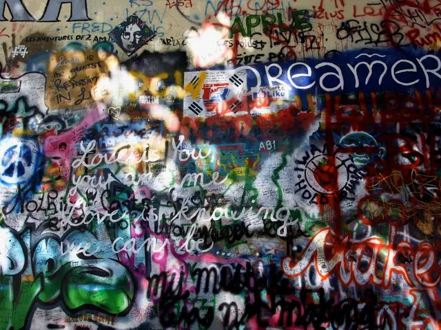 Transform Your Living Space with Durable Spray Paint: Effortless Design Concepts