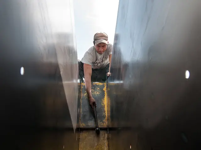 Wounded by a Man Equipped with Crutches: Onlooker and Law Enforcement Officer Harmed in Incident