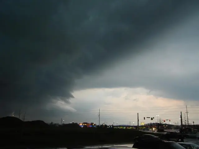 Friendly skies with alternating sunshine and cloud cover gracing the weekend commencement