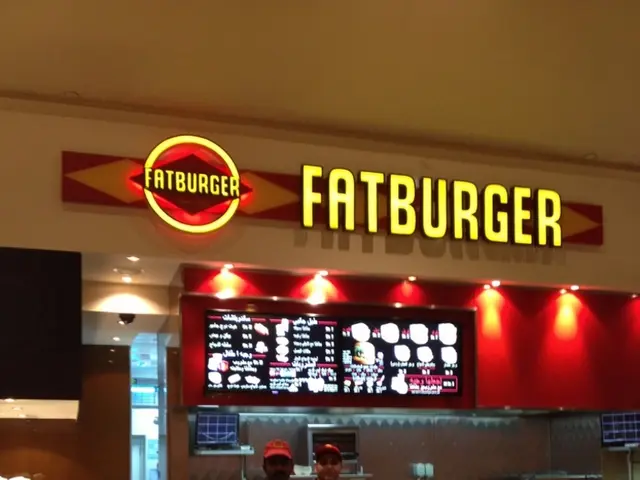 Law enforcement officer involves in deadly gunfight with a pair in marketplace dispute, ending in a...