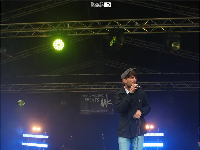 Behind the Scenes: Reasons for Controversy Facing UK Prime Minister Keir Starmer a Year After His...