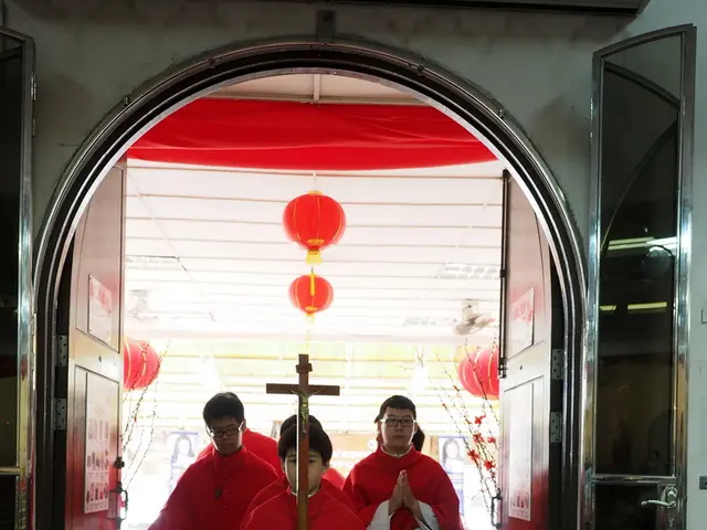 Influencer praised as divine by Pope