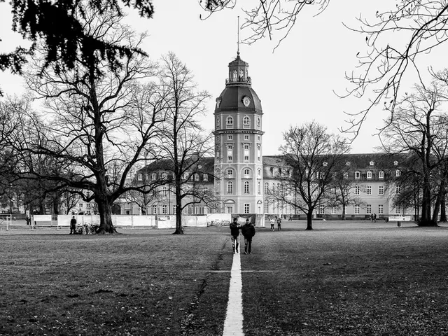 Adolescent snaps by renowned photographer Stephen Shore, taken when he was just 13, show anything...