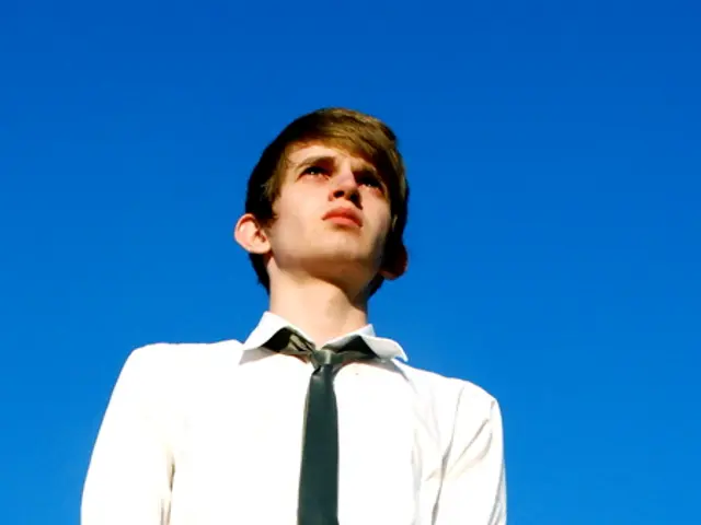 Kanye West's Journey to Stardom: Exploring the Road to Glory and Wealth