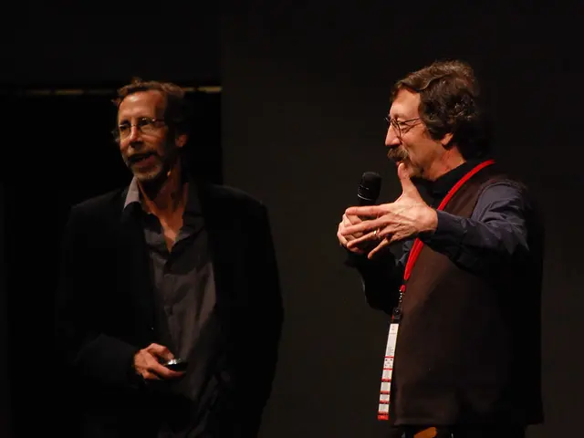 MSDhoni and R Madhavan collaborate on an intriguing endeavor; images spread rapidly online.