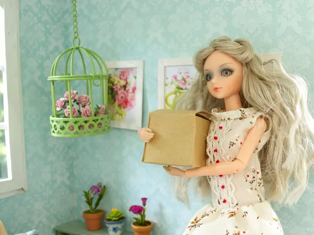 Chicago Bears aid in designing a dreamy bedroom for a young Elgin cancer patient