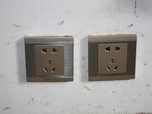 Russia faces escalating economic pressure as Trump announces a new round of sanctions, specifically...