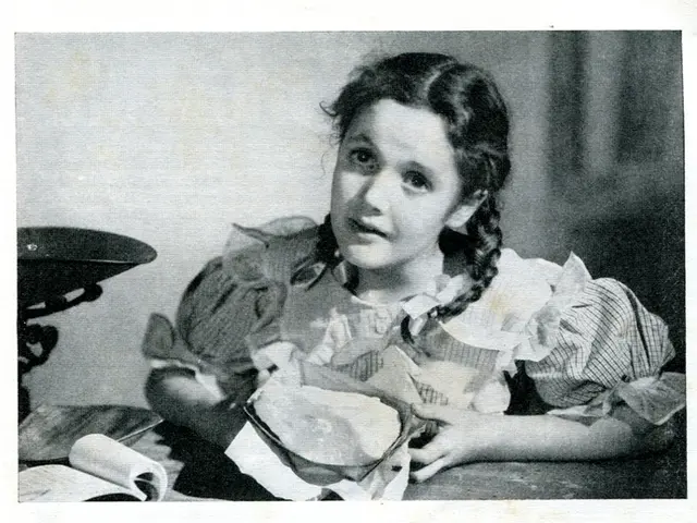 Romantic Partnerships in English Literature's Spotlight: celebrated love stories