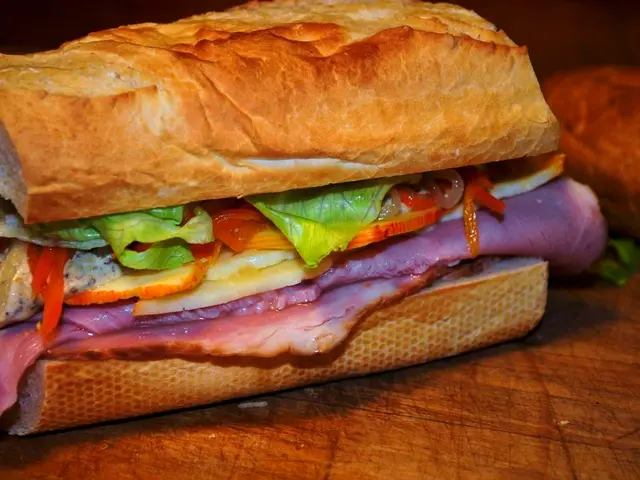 Duration of Food Exposure to Sunlight: How Long Is It Safe?