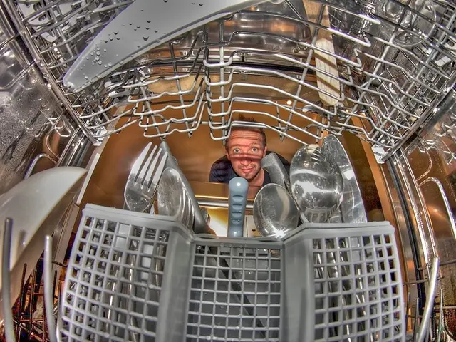 Restoring Your Favorite Appliance with Vinegar: 5 Easy Methods to Clean a Dishwasher