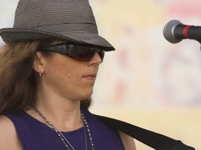 Following the Coldplay Kiss Cam Incident, Former Astronomer HR Chief Kristin Cabot Ends Marriage...