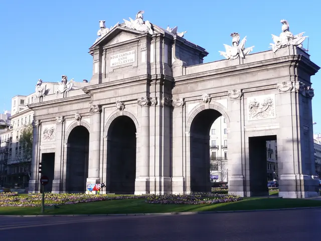 Historic terraces along the basin in Anton-Bruckner-Allee, as seen at Clara-Zetkin-Park, face an...