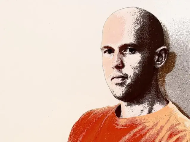 Hair loss in alopecia areata does not involve the hair follicle itself.